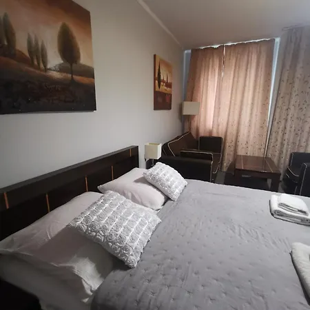 Diva Prywatny Z Tarasem Апартаменты